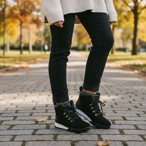 Weatherproof Ruby cold weather boots size 10